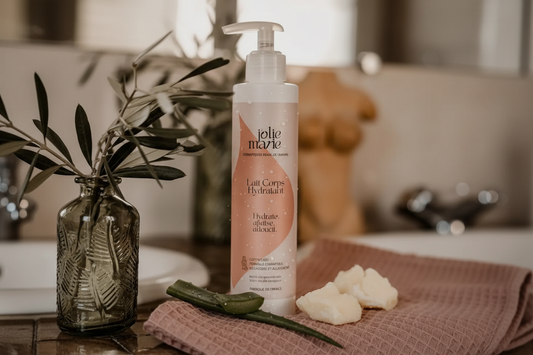 Lait corps hydratant bio : 7 bienfaits essentiels - Lait Corps Hydratant Bio J'olie Marie à l'aloe vera et beurre de karité